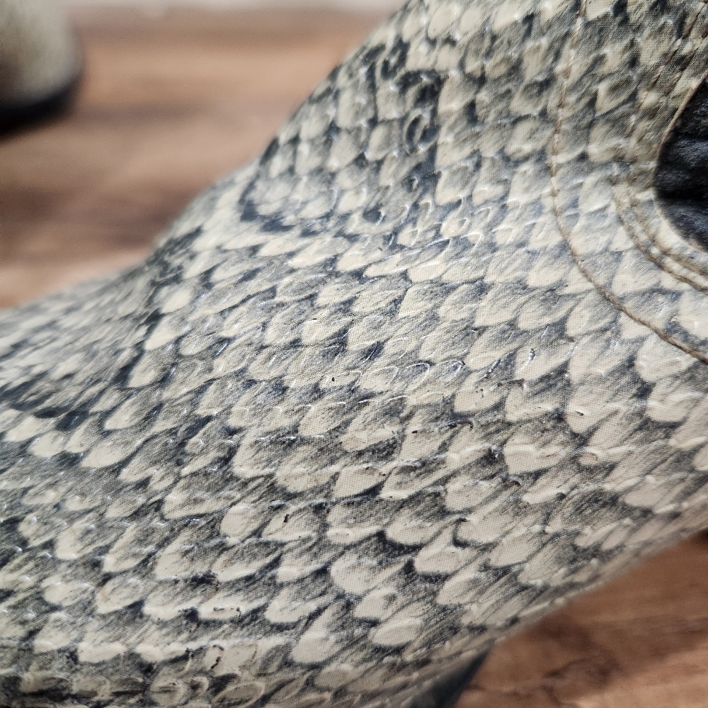 Fake Rattlesnake Cowboy Boots 10.5 Wide - Picture 5 of 7
